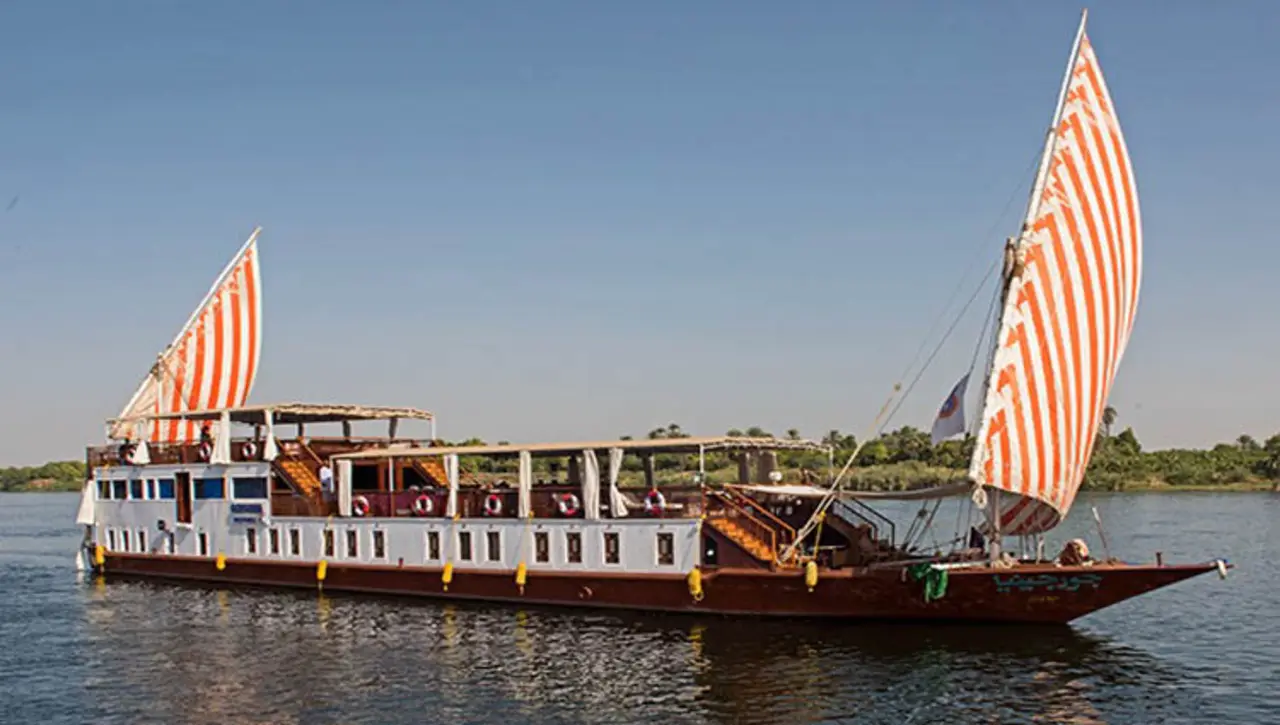 Gorgonia Dahabiya Nile Cruise