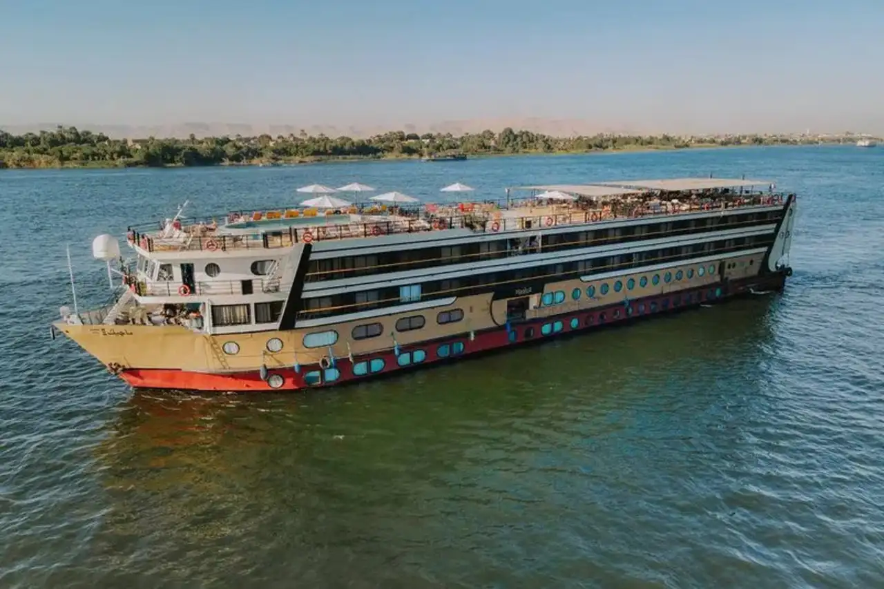 Magic 2 Nile Cruise
